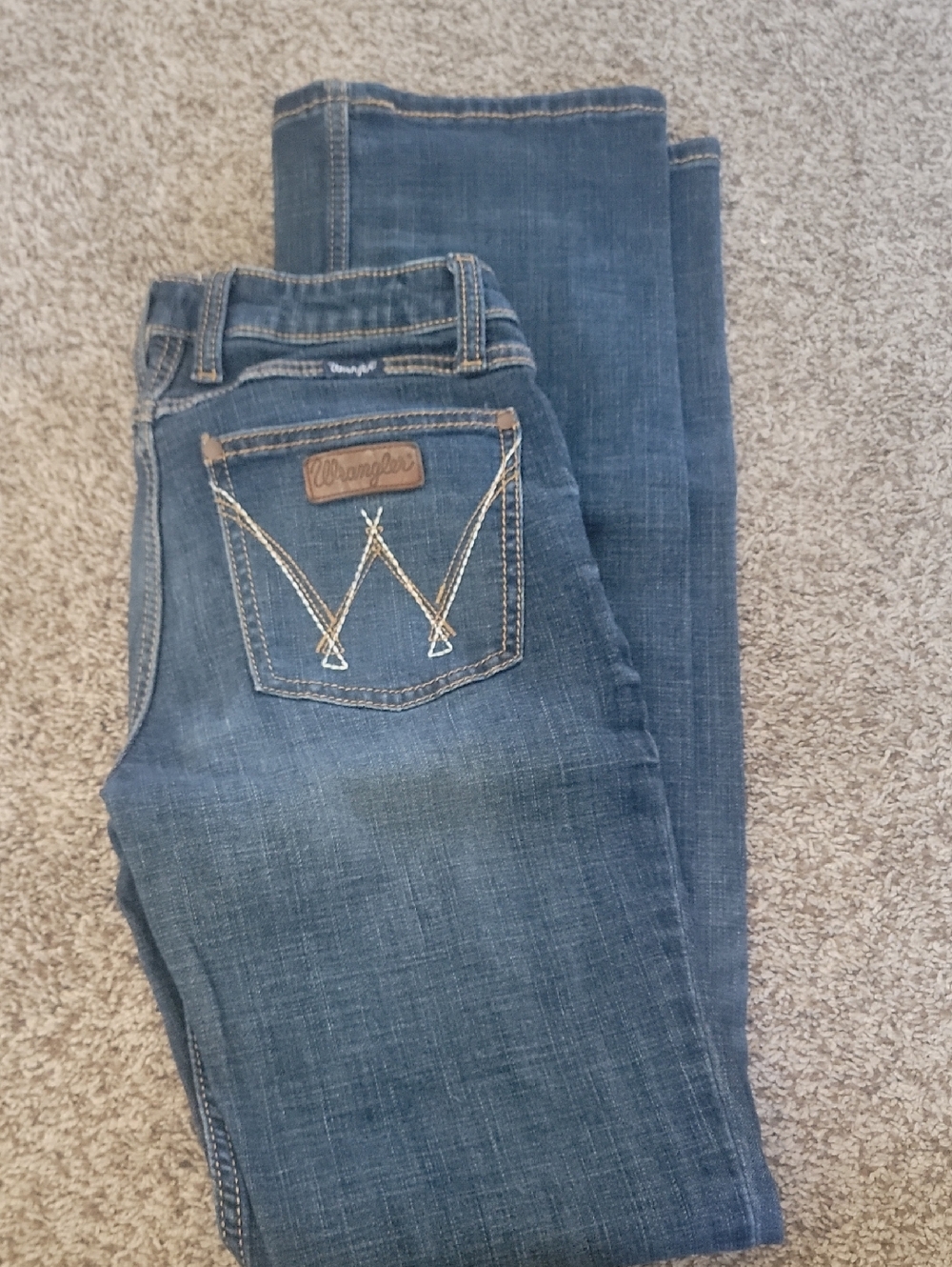 Wrangler Women's Denim Bootcut Jeans in Medium Blue with Contrast Stitching
